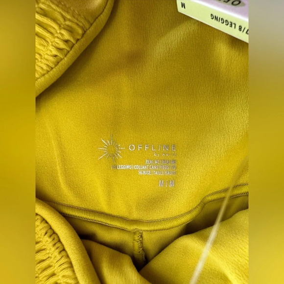 OFFLINE By Aerie Real Me Smocked Legging size medium chartreuse - Picture 10 of 12
